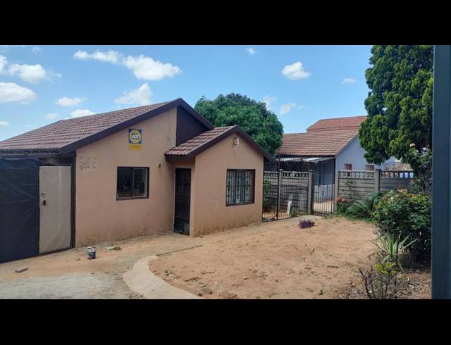 3 BEDROOM HOUSE FOR SALE IN MARLBORO GARDENS